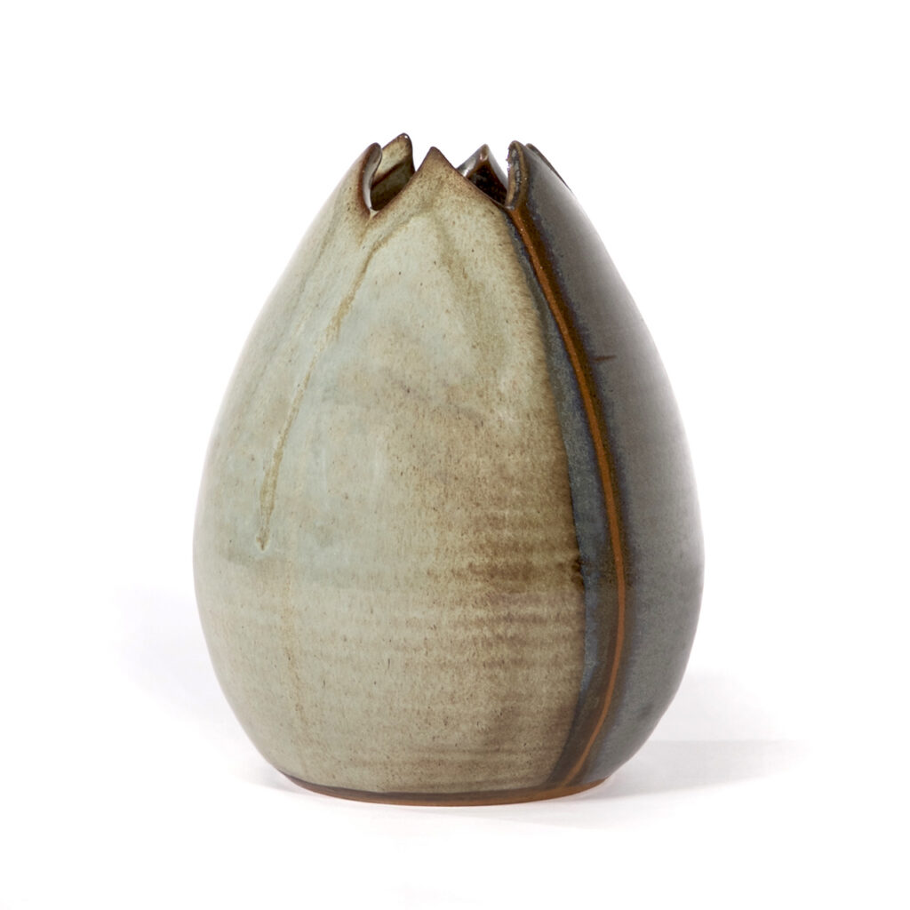 Vase 17