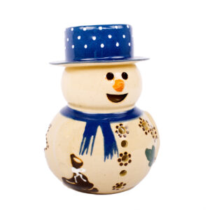 Schneemann mit blauen Hut und blauen Schal